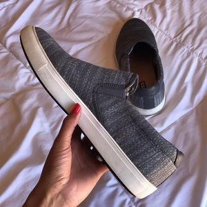 Men’s express slip on shoe